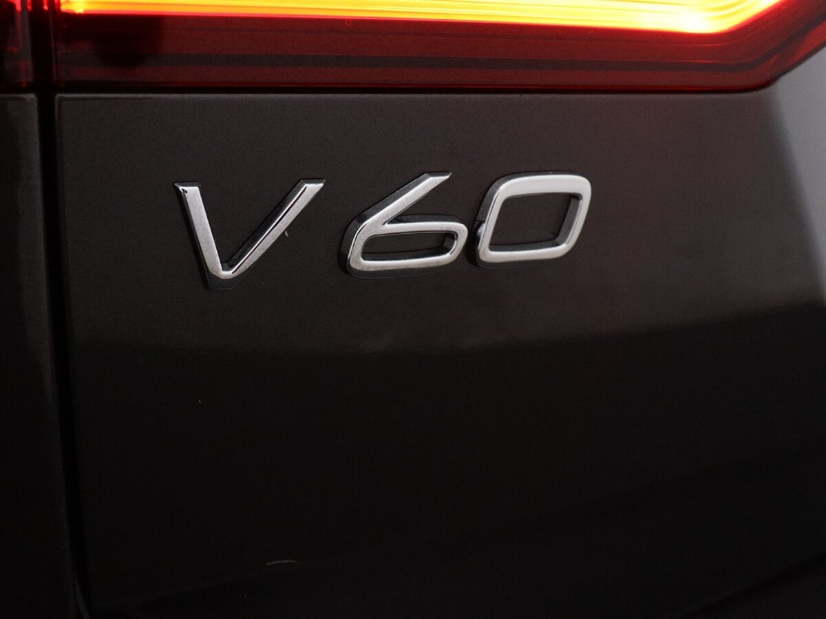 39017286 volvo v60 2 0 t6 awd ultimate bright stoelventilatie panorama dak c648bc