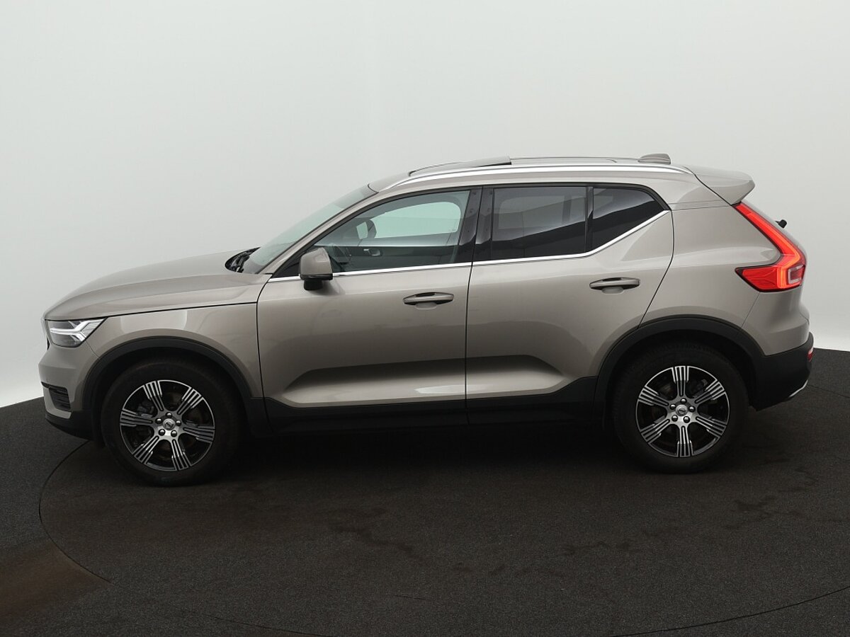 41010343 volvo xc40 2 0 t4 inscription panorama dak leder stoelverwarming 2