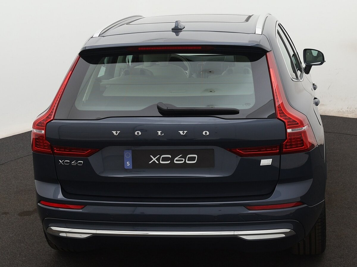 39276653 volvo xc60 2 0 t8 awd plus bright 9 07