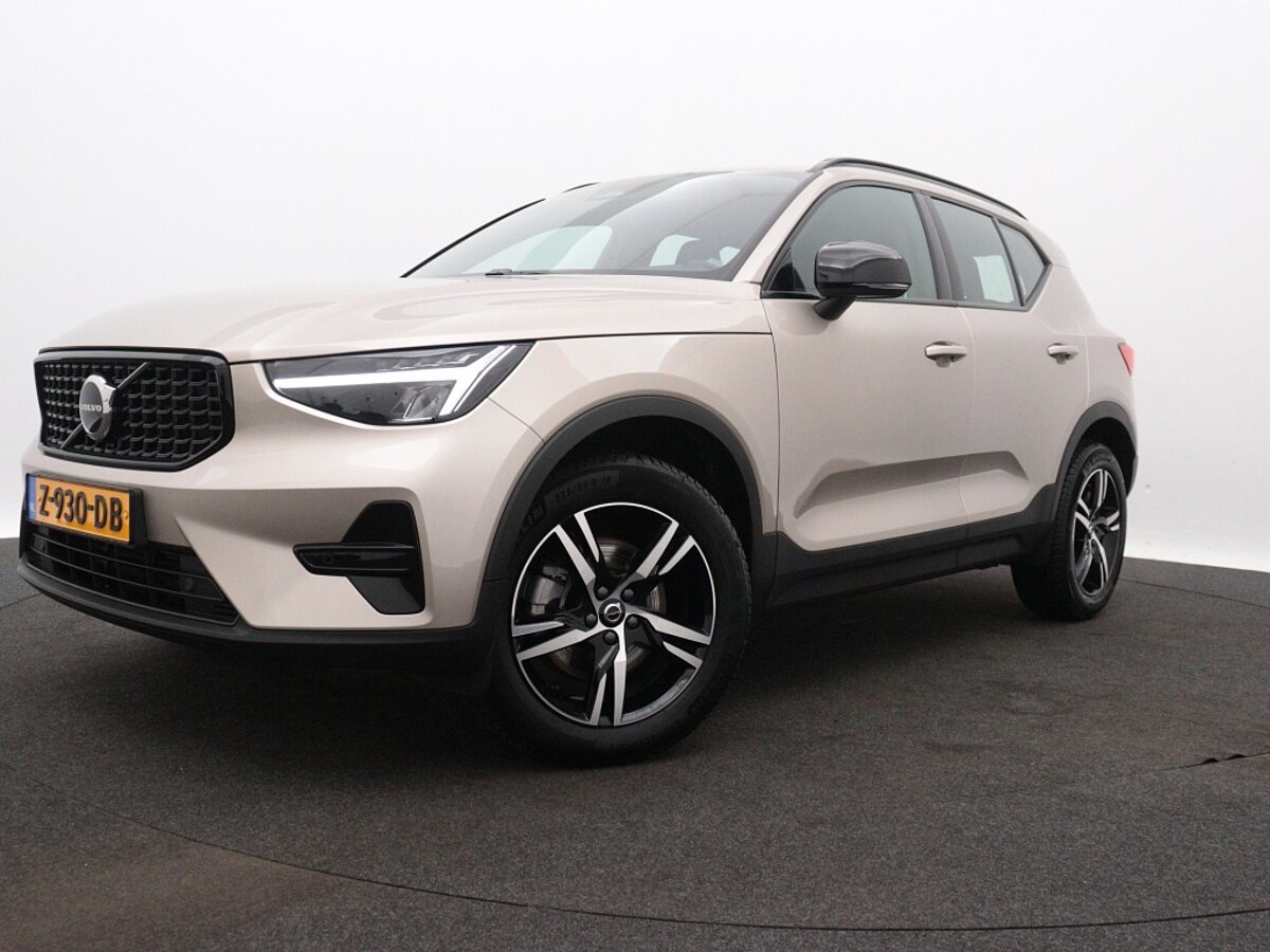 41489234 volvo xc40 2 0 b4 plus dark trekhaak camera achter verwarmbare voorru 93