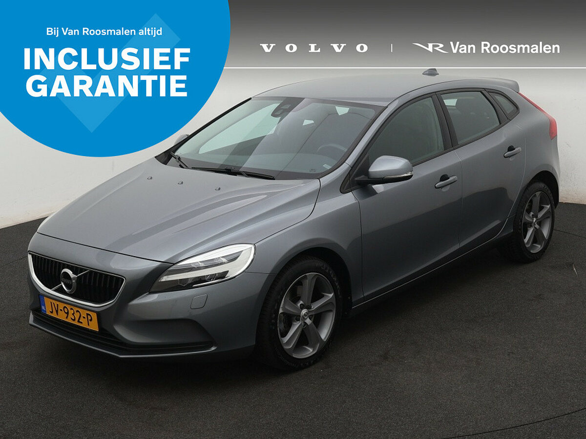 40032707 volvo v40 2 0 t3 momentum 1 02