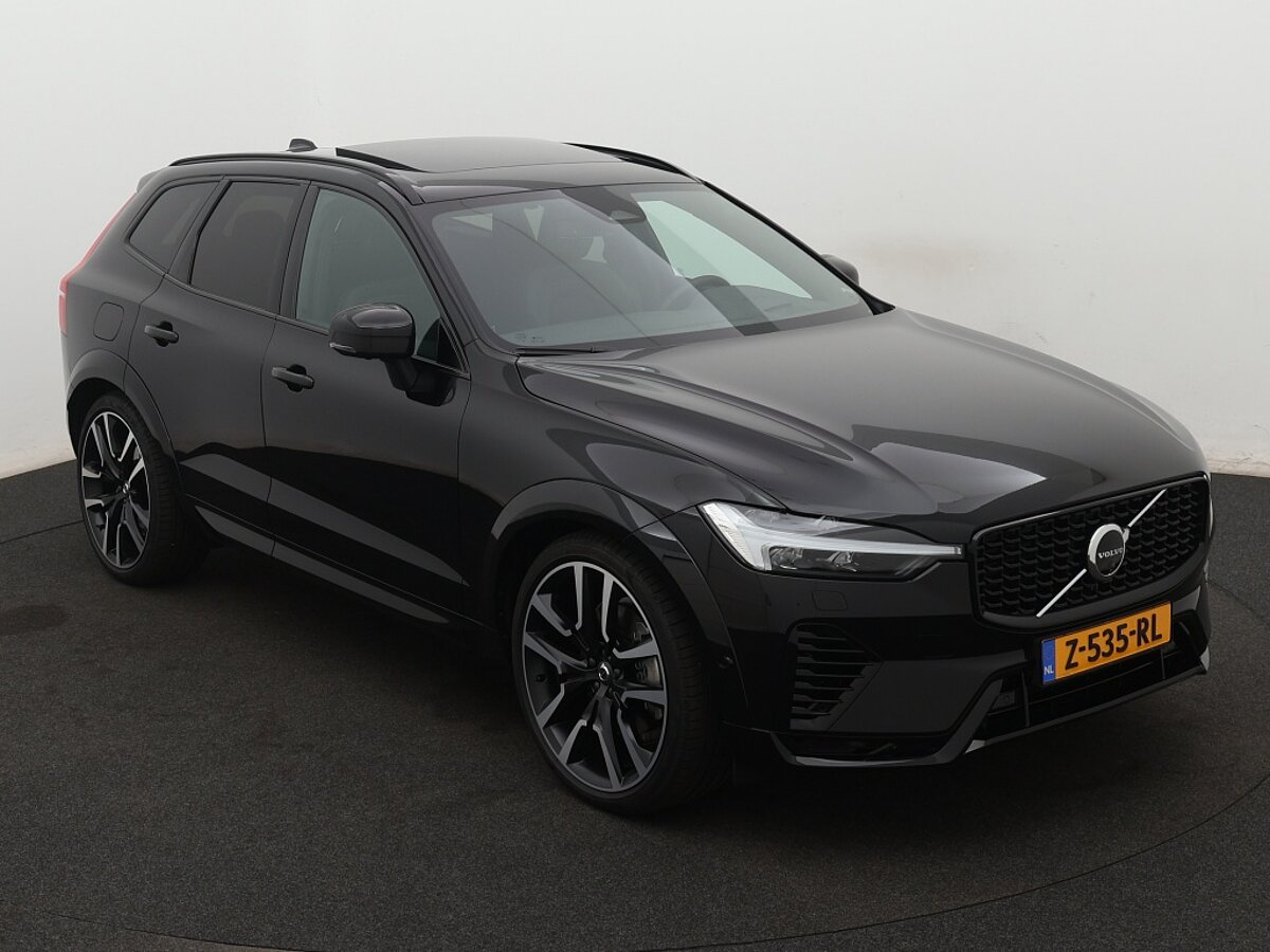 39906983 volvo xc60 2 0 t6 awd ultra dark 7 04