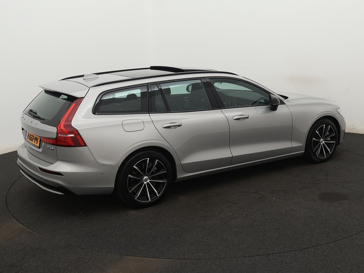 40715066 volvo v60 2 0 t6 awd plus dark c84c7b