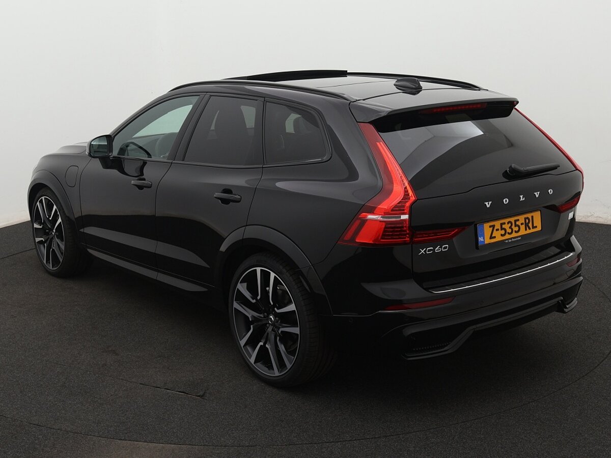 39906983 volvo xc60 2 0 t6 awd ultra dark panorama dak sportinterieur 4 02