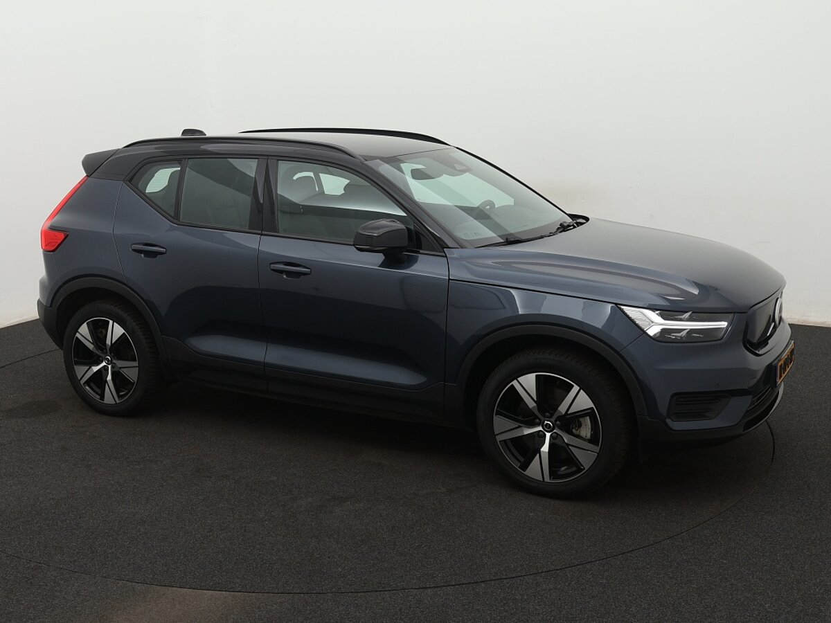 39604416 volvo xc40 recharge twin plus 46