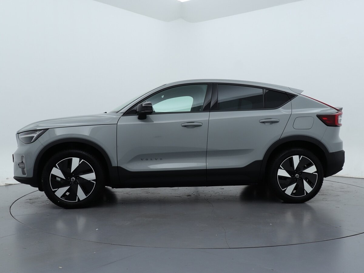 39832053 volvo c40 single plus 69 kwh 9 02