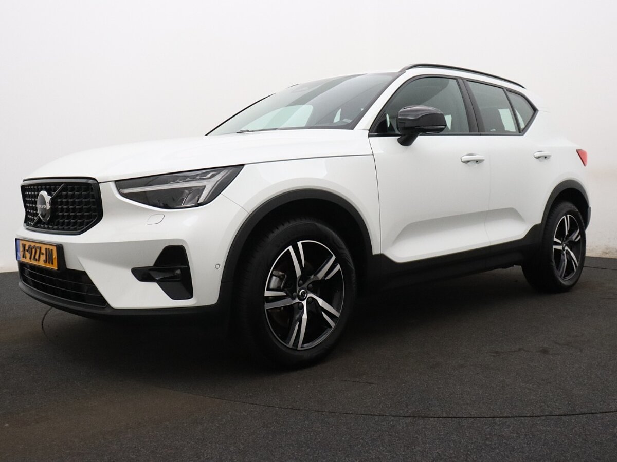 40448961 volvo xc40 2 0 b3 plus dark trekhaak 360ao camera 27