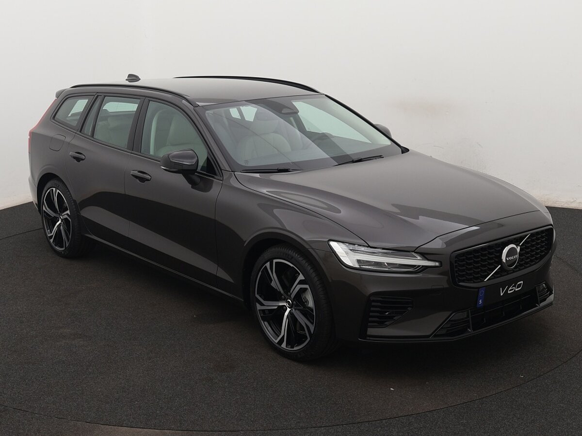 39204298 volvo v60 2 0 t6 awd plus dark 7 02