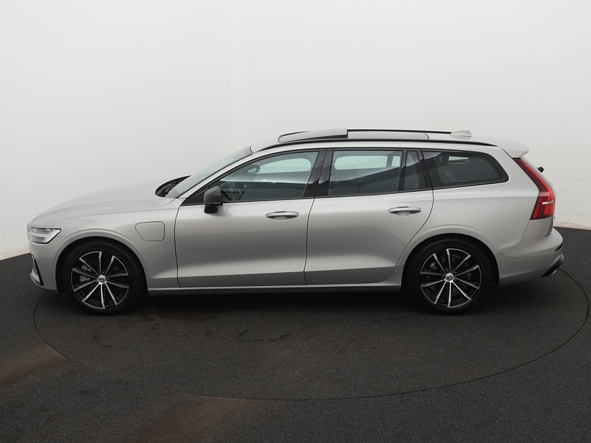 40259709 volvo v60 2 0 t6 awd plus dark trekhaak panorama dak 2 02