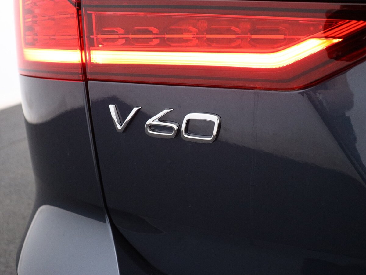 40173625 volvo v60 v60 b4 plus dark harman kardon audio nieuw uit voorraad 2831fd