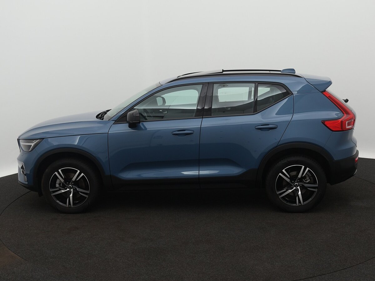 41510031 volvo xc40 2 0 b3 plus dark 2 02