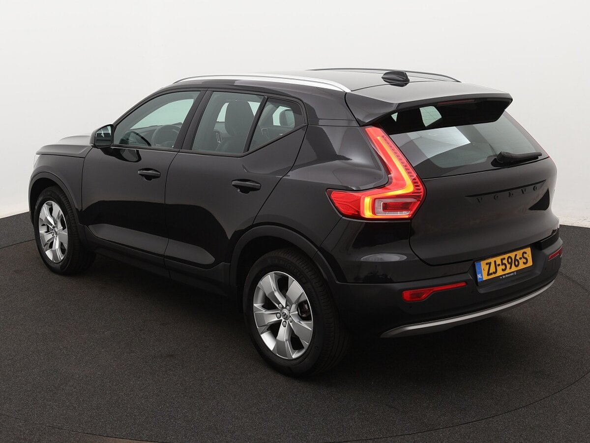 40860139 volvo xc40 1 5 t3 momentum pro 3 01