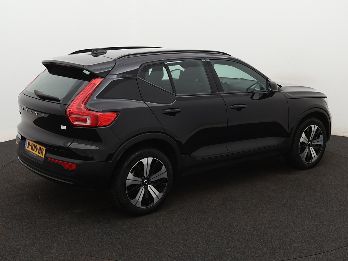 37728979 volvo xc40 recharge plus 70 kwh 2c43c2