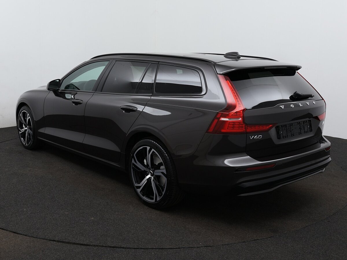 40173247 volvo v60 v 60 b4 plus dark 19 lm panoramadak nieuw uit voorraad lev 7 03