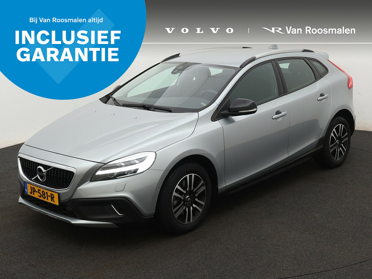 39795099 volvo v40 cross country 2 0 t3 momentum 1 03