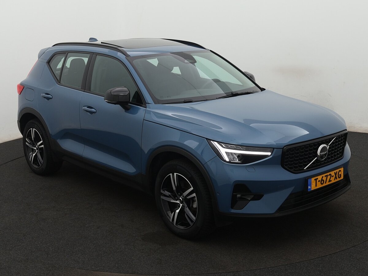 40780568 volvo xc40 2 0 b3 plus dark panoramadak 7 04