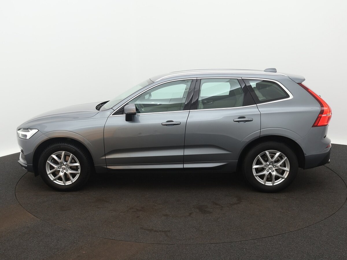 42111180 volvo xc60 2 0 d4 momentum 2 01