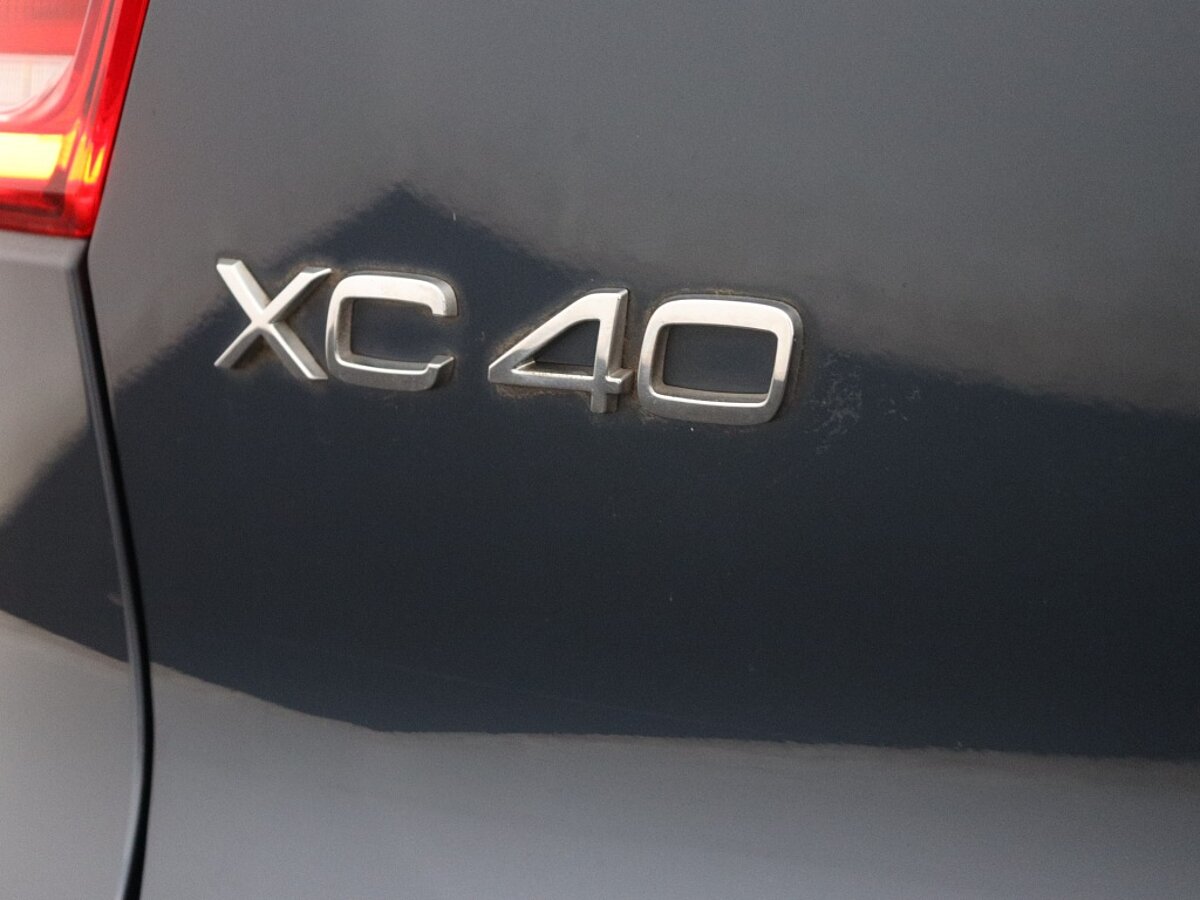 40233275 volvo xc40 1 5 t2 business pro 93