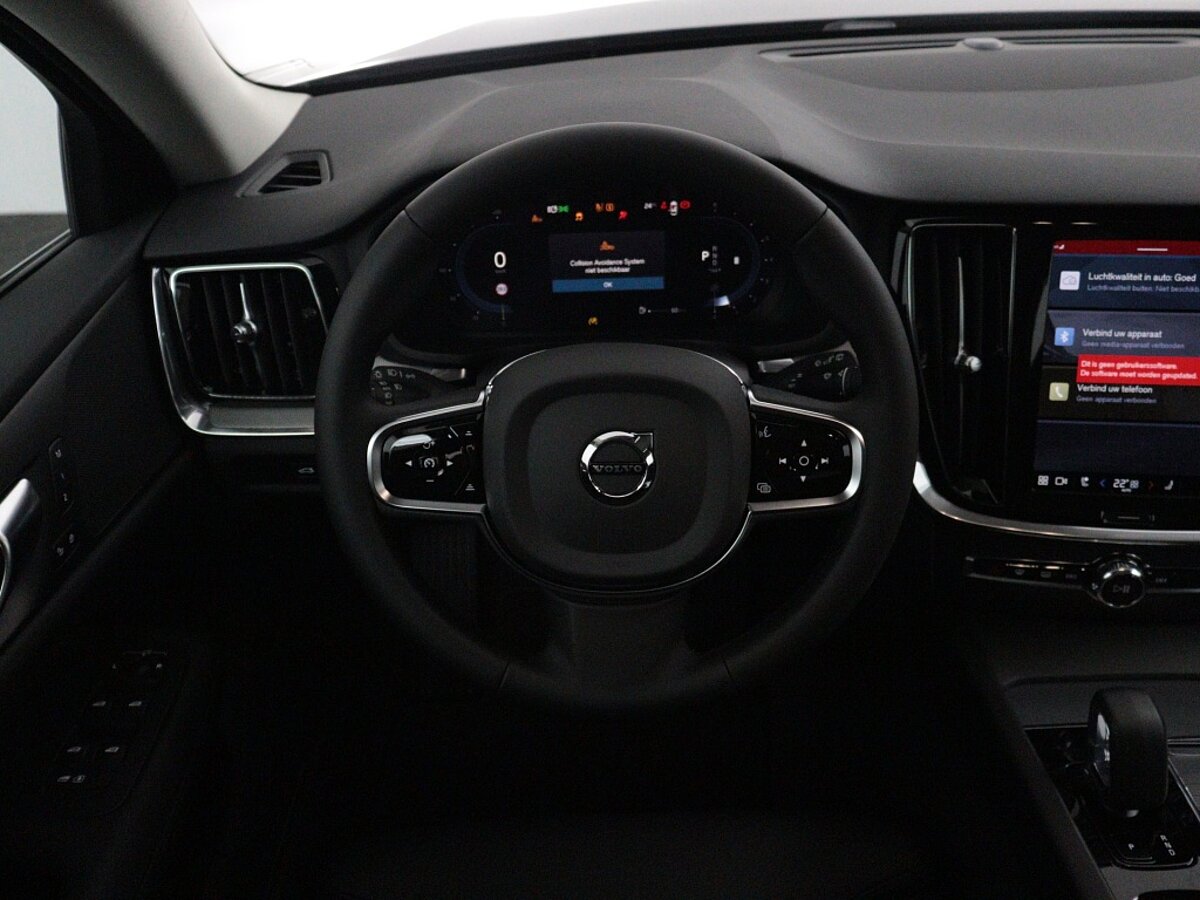 41925914 volvo v60 v 60 b4 plus dark 19 lm panoramadak nieuw uit voorraad lev 02