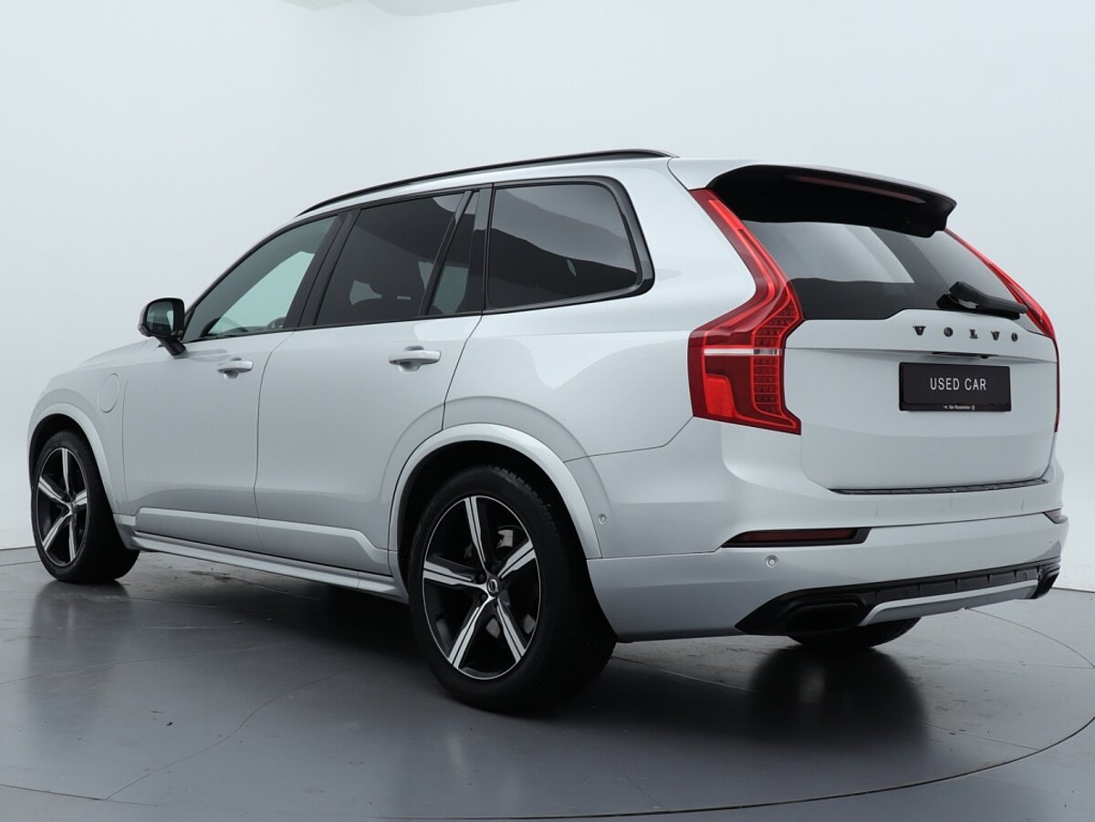 40860297 volvo xc90 2 0 t8 awd r design 8 02