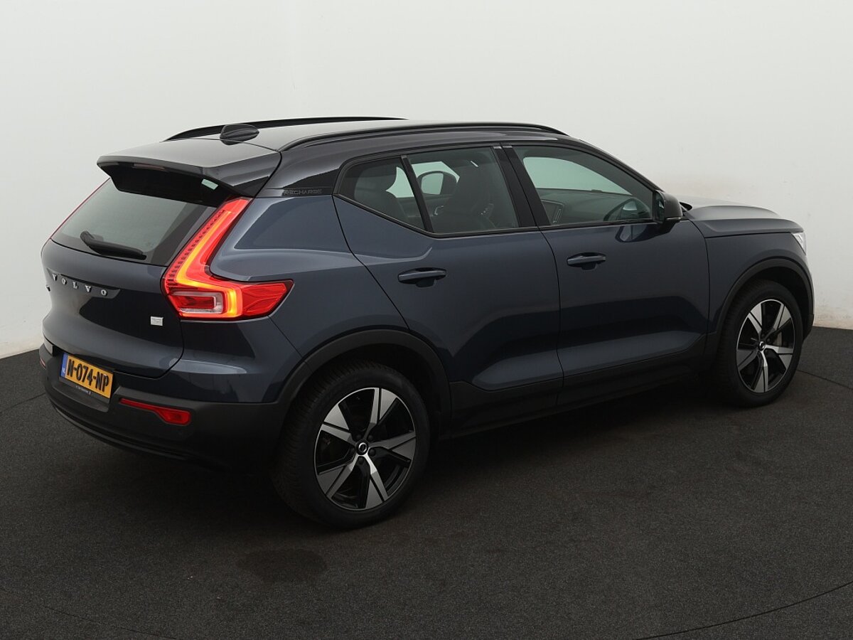 39604416 volvo xc40 recharge twin plus 02