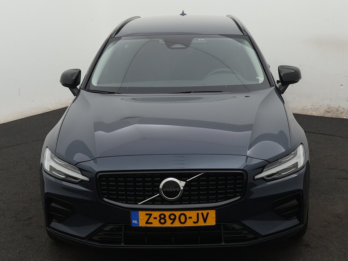 40098586 volvo v60 2 0 b4 plus dark 8 01