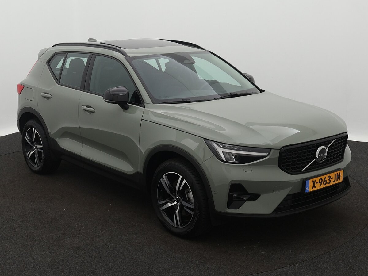 40449012 volvo xc40 2 0 b3 plus dark panoramadak trekhaak 360a camera 8 01