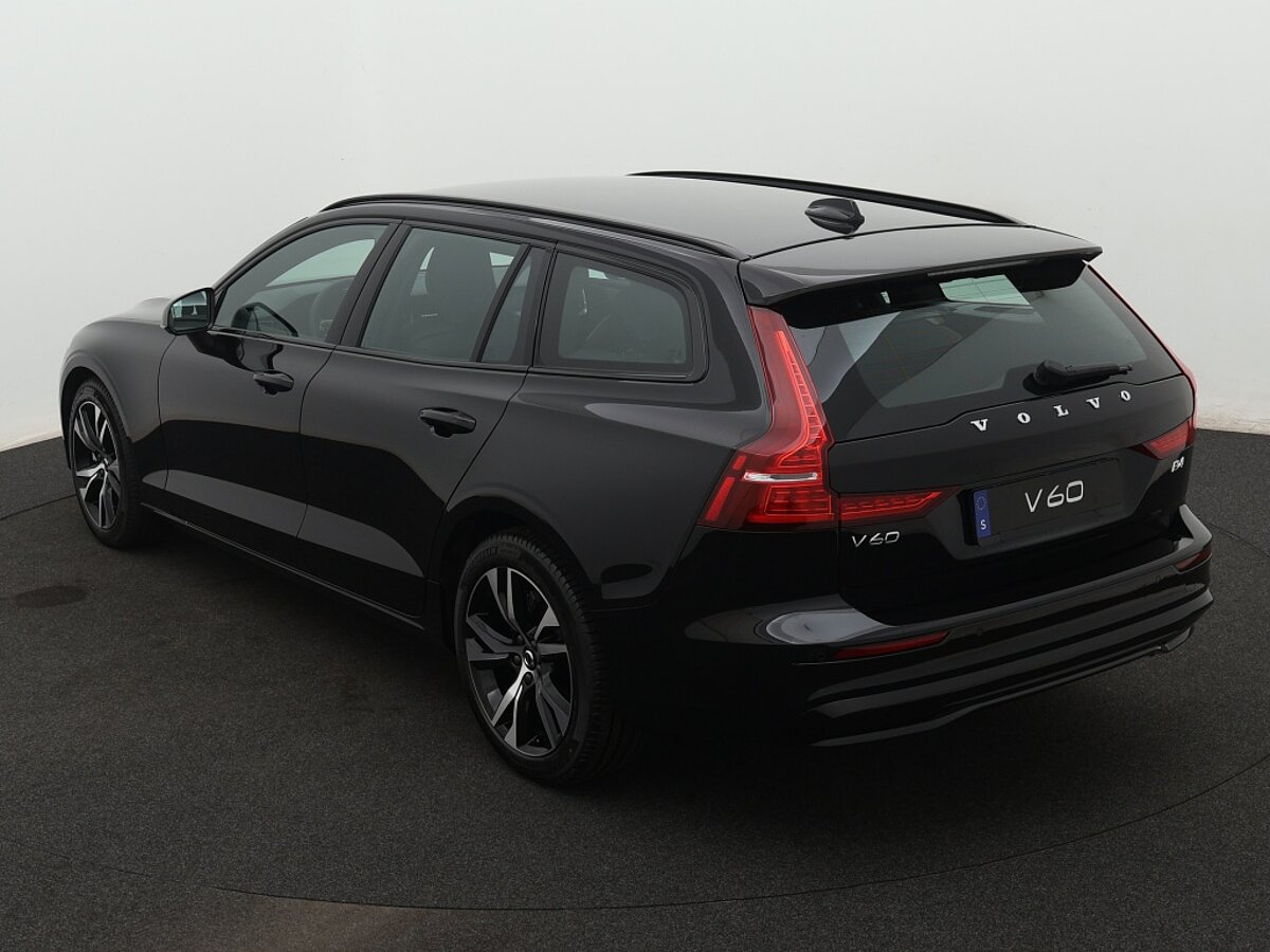 39204229 volvo v60 2 0 b4 plus dark 3 08