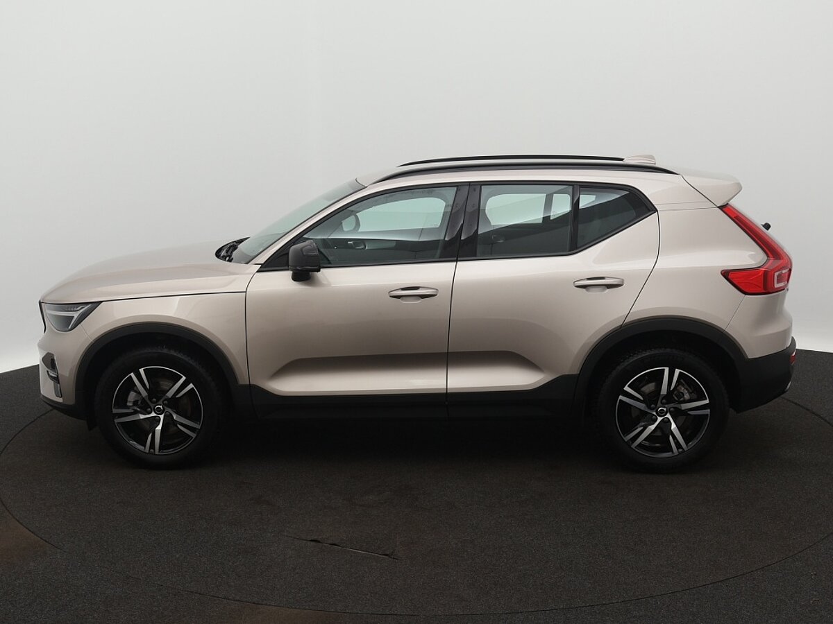 41489234 volvo xc40 2 0 b4 plus dark trekhaak camera achter verwarmbare voorru 2 02