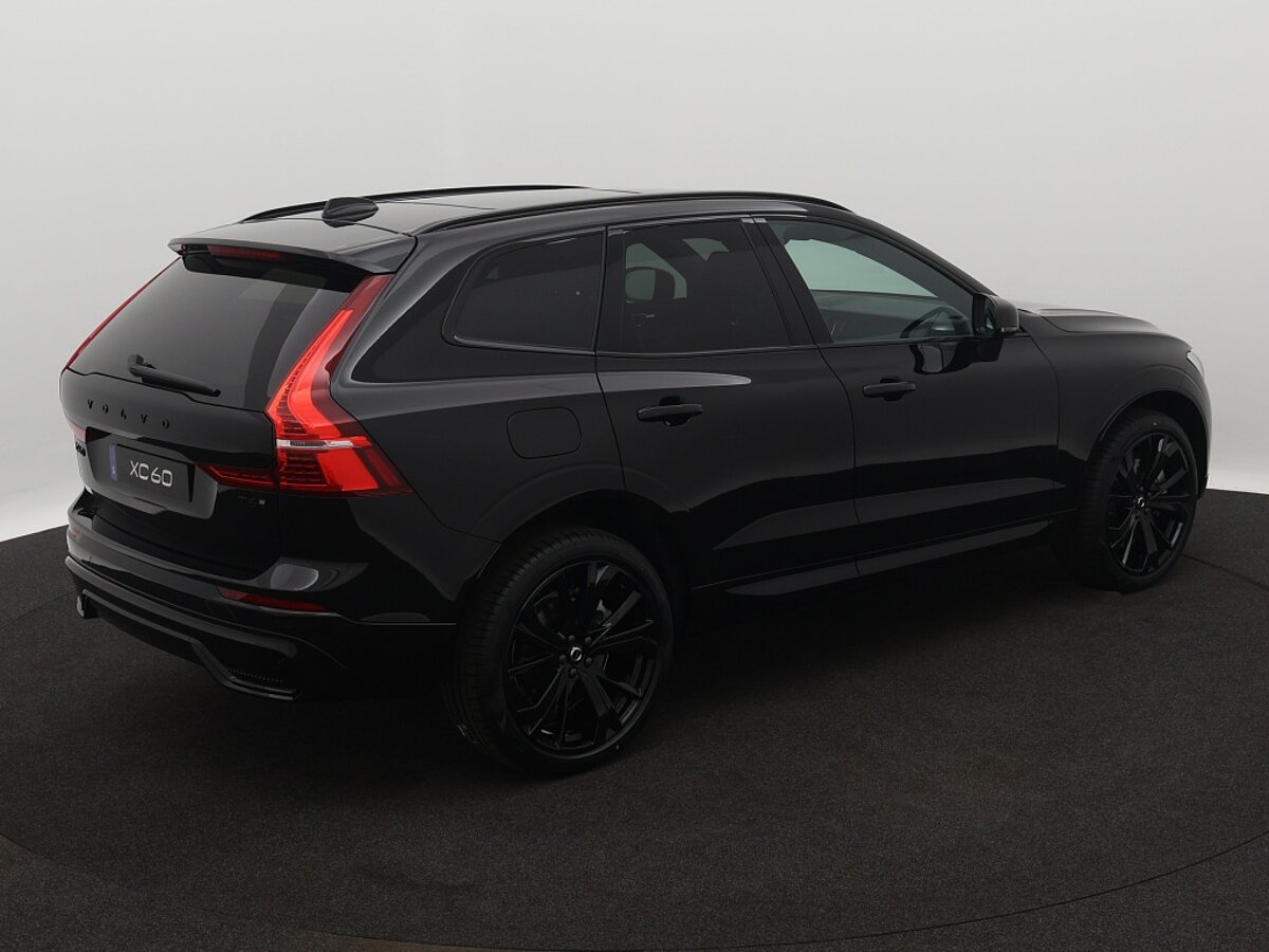 42125406 volvo xc60 2 0 t6 awd plus black edition 61