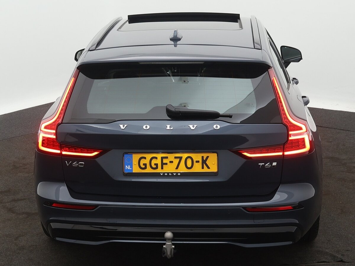 41943502 volvo v60 2 0 t6 awd plus dark trekhaak harman kardon panorama dak 9