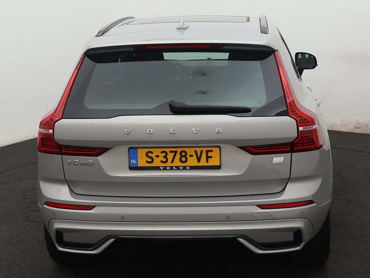 40250913 volvo xc60 2 0 t6 awd ultimate dark luchtvering bowers wilkins 9 02