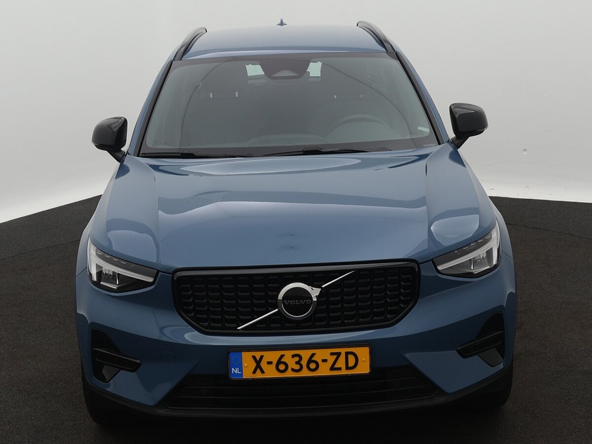 41652862 volvo xc40 2 0 b4 plus dark achteruitrij camera 9 02