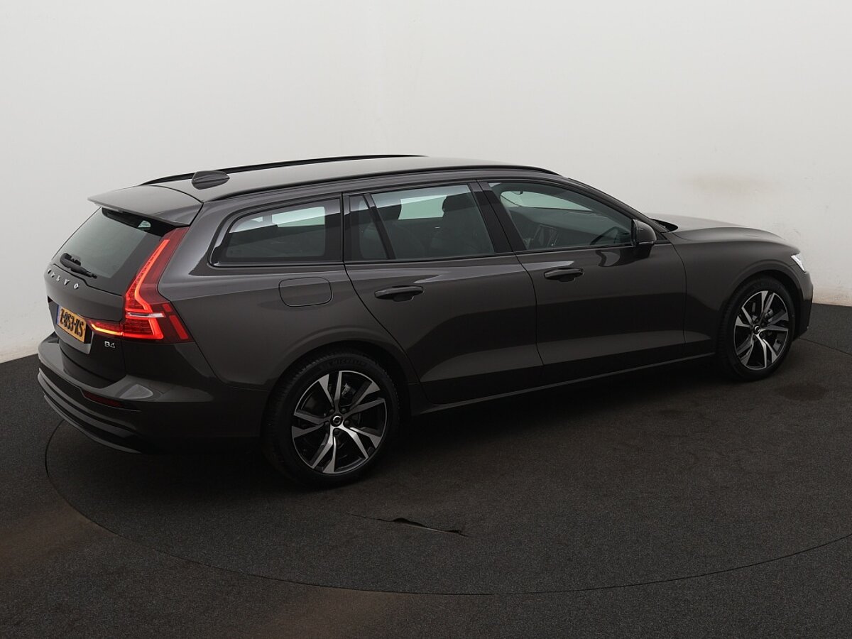 40247303 volvo v60 2 0 b4 plus dark 73