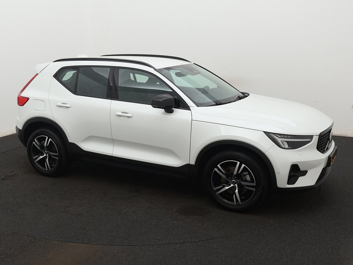 40448961 volvo xc40 2 0 b3 plus dark trekhaak 360ao camera 11