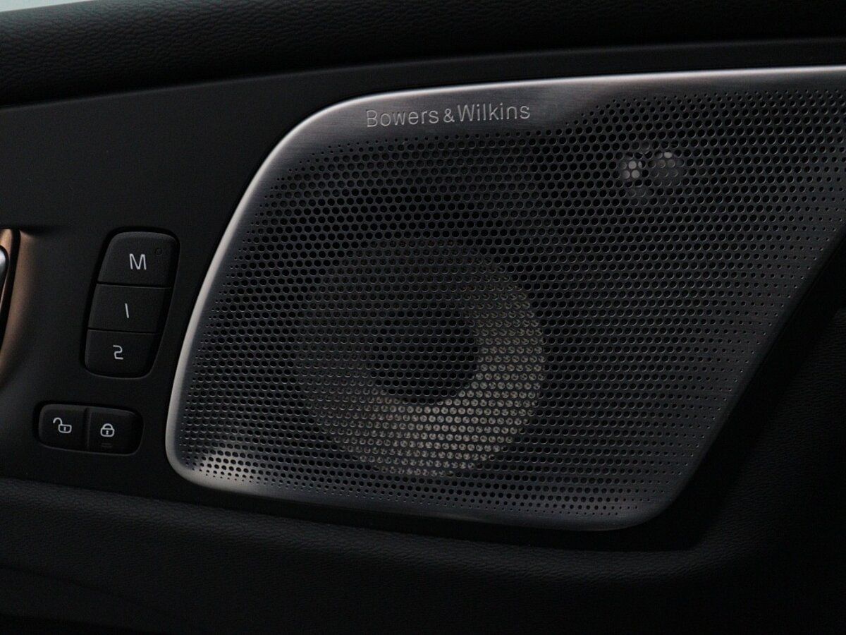 41365456 volvo xc60 2 0 t6 awd ultimate dark bowers wilkins audio luchtvering 46