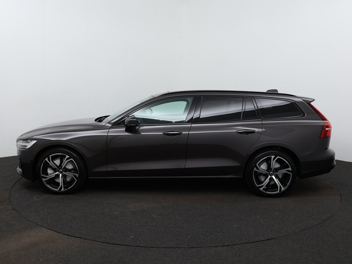 41925914 volvo v60 v 60 b4 plus dark 19 lm panoramadak nieuw uit voorraad lev 6 02