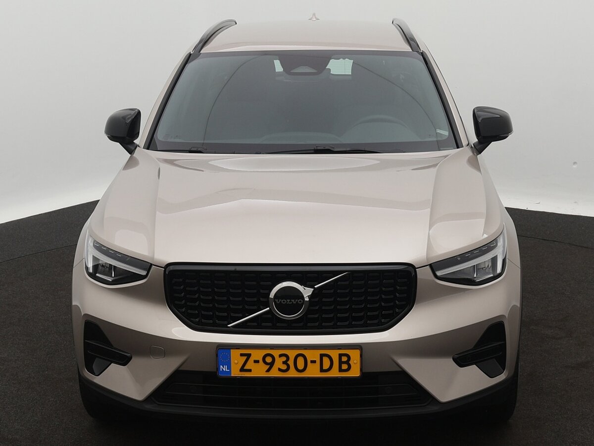 41489234 volvo xc40 2 0 b4 plus dark trekhaak camera achter verwarmbare voorru 9 02