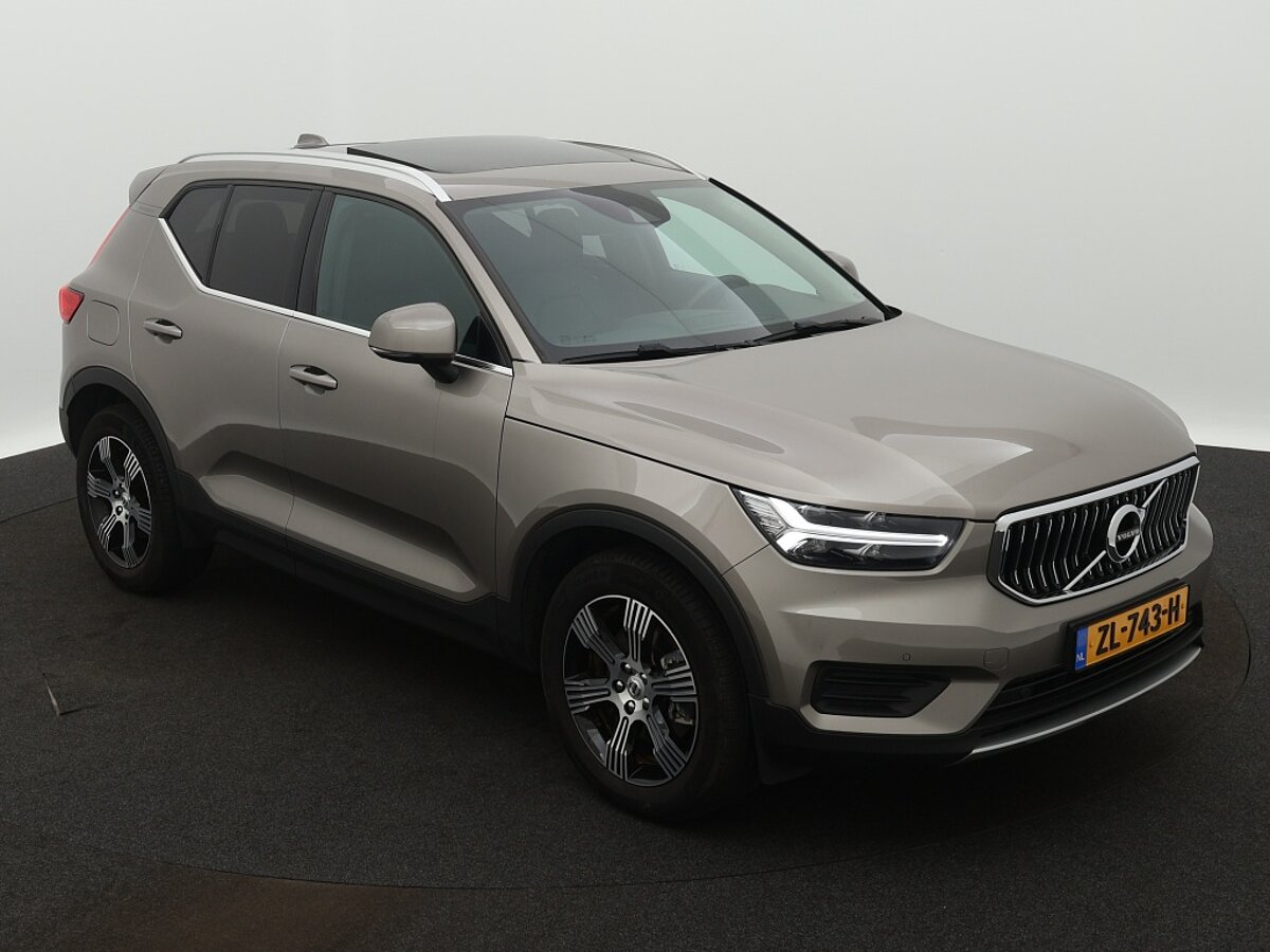 41010343 volvo xc40 2 0 t4 inscription panorama dak leder stoelverwarming 7