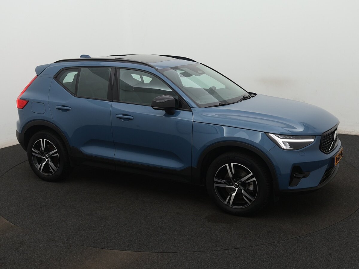 40780568 volvo xc40 2 0 b3 plus dark panoramadak 94