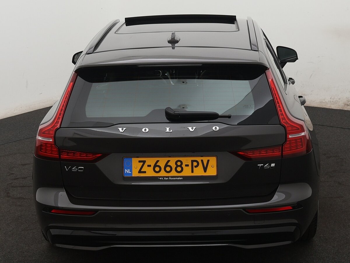 40037136 volvo v60 2 0 t6 awd plus dark trekhaak panoramadak 9 01