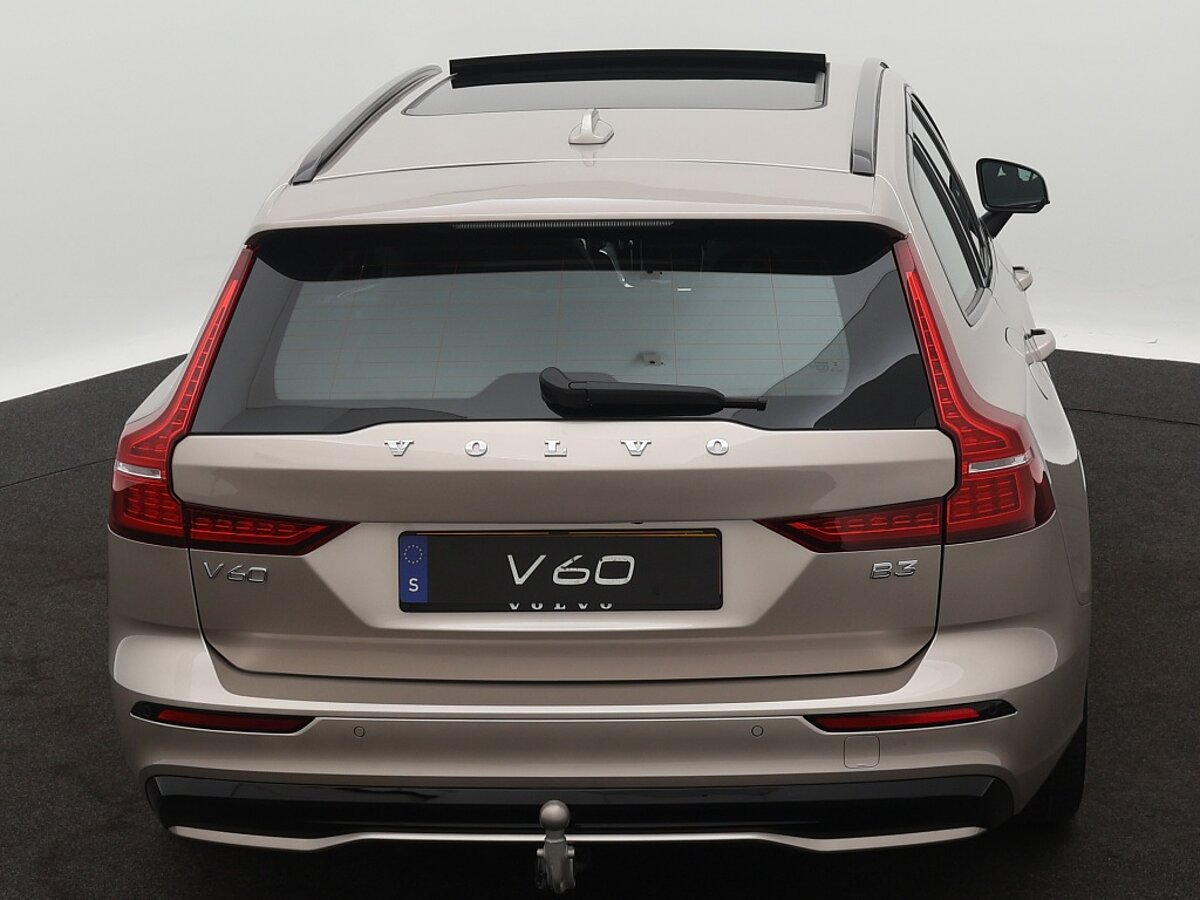 41044249 volvo v60 2 0 b3 plus dark panoramadak trekhaak leder 7