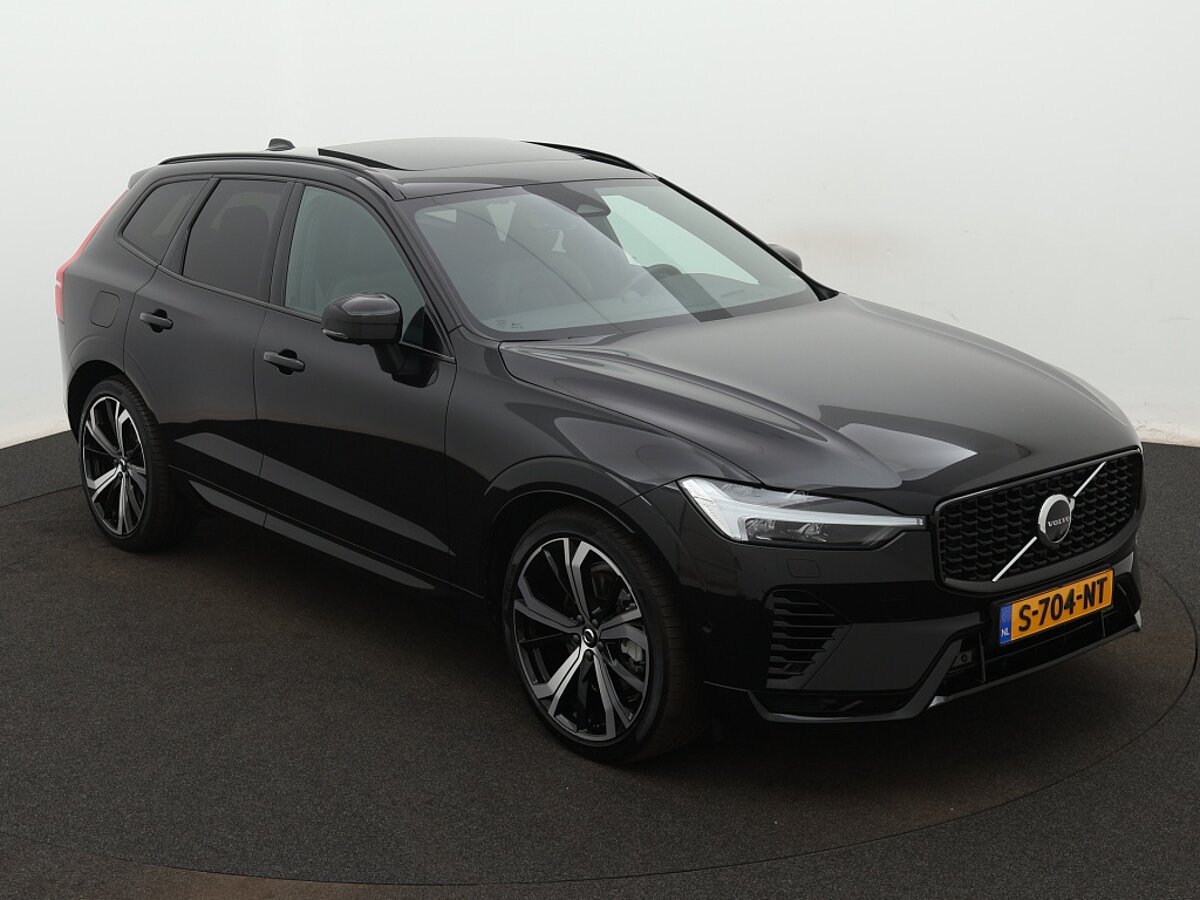 39778906 volvo xc60 2 0 t6 awd ultimate dark 8 01