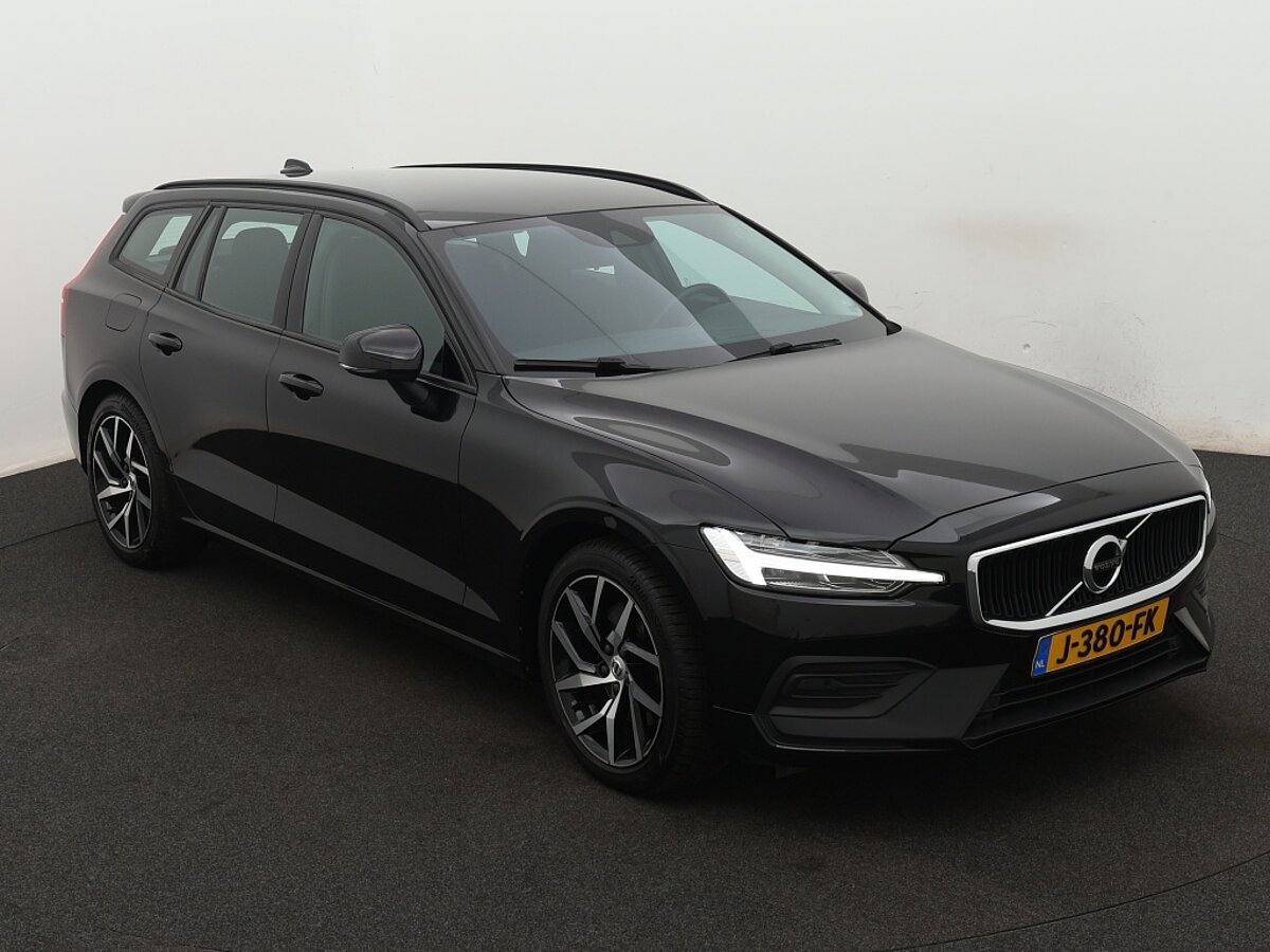 38427279 volvo v60 2 0 t4 moment pro 7 10