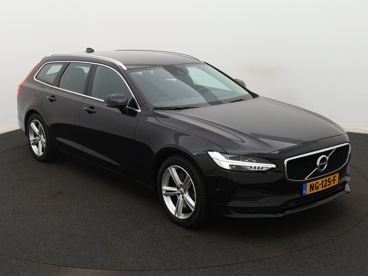 39327950 volvo v90 2 0 t5 momentum 7 03