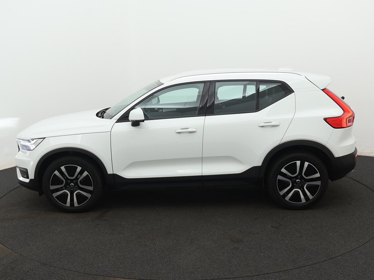 39457234 volvo xc40 1 5 t3 business pro 2 04