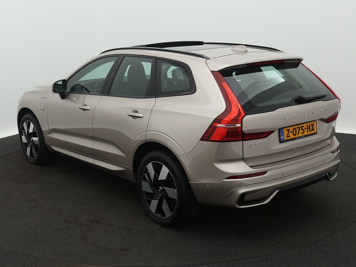 40860205 volvo xc60 2 0 t6 awd ultimate dark 3 05