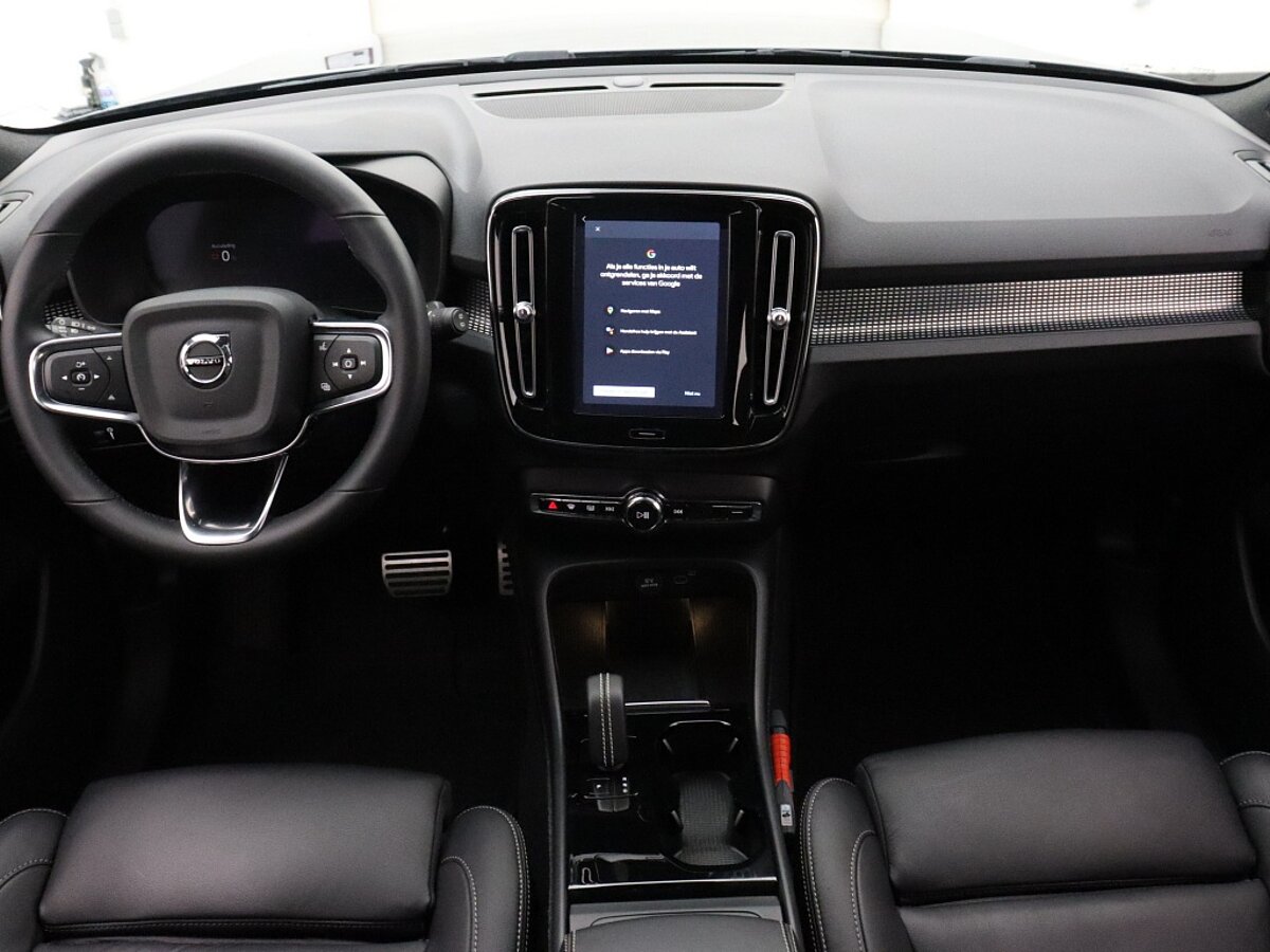 39604416 volvo xc40 recharge twin plus 6 06