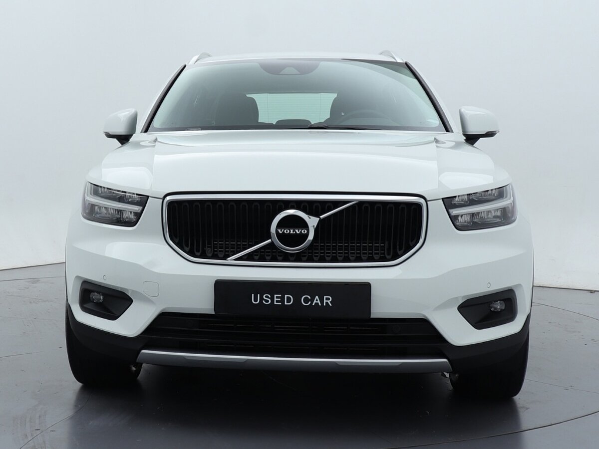 40860334 volvo xc40 1 5 t5 inscription 2 01