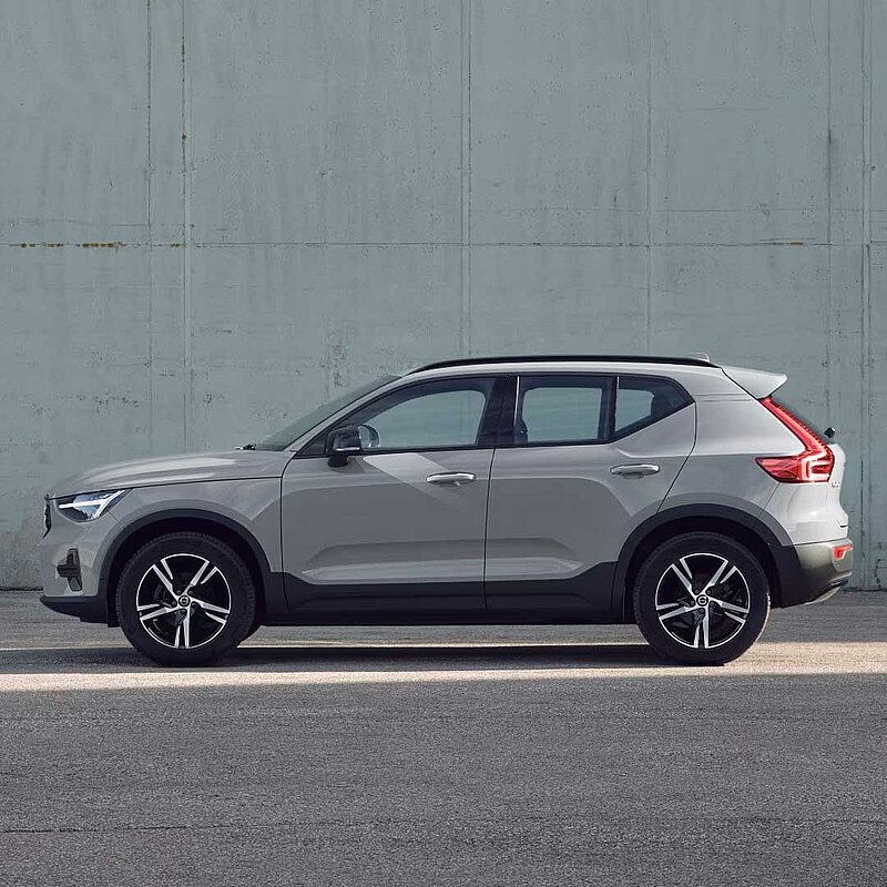 Volvo xc40 model content 2